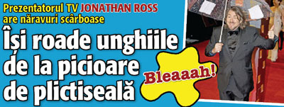 Isi roade unghiile de la picioare de plictiseala