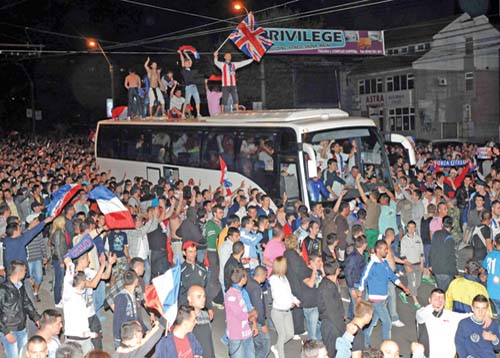 Galatenii petrec doua zile
