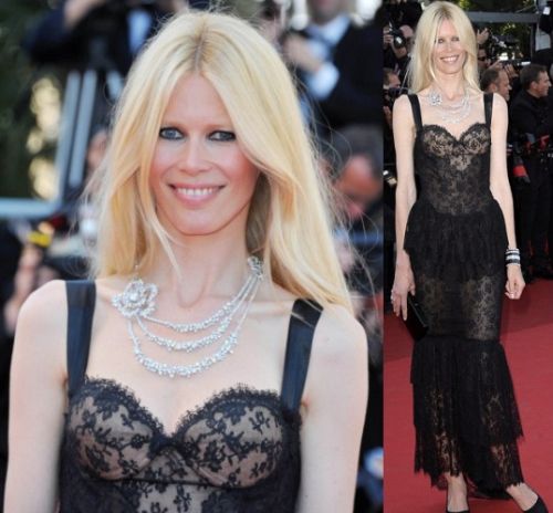 Claudia Schiffer a ajuns piele si os
