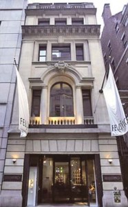 liz casa new york copy - Ziarul National