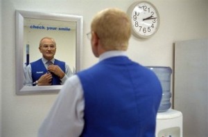 obsesia-hbo-One-Hour-Photo-Robin-Williams-thriller-psihologic