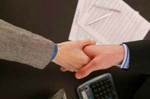 persoana-fizica-autorizata-va-putea-angaja-cu-contract-de-munca-terte-persoane
