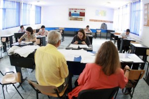 INTEGRAL-BACALAUREAT-2011-BAREMUL-si-SUBIECTELE-la-Limba-si-Literatura-ROMANA - Ziarul National INTEGRAL-BACALAUREAT-2011-BAREMUL-si-SUBIECTELE-la-Limba-si-Literatura-ROMANA