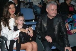 Ping-Pong-intre-Irinel-si-Monica-Irina-Columbeanu-custodia-incredintat-judecatori-buftea-tata-fetita-mama-foto-agerpres.ro - Ziarul National Ping-Pong-intre-Irinel-si-Monica-Irina-Columbeanu-custodia-incredintat-judecatori-buftea-tata-fetita-mama-foto-agerpres.ro