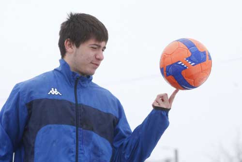 Dinamo l-a transferat pe fiul lui Bogdan Stelea