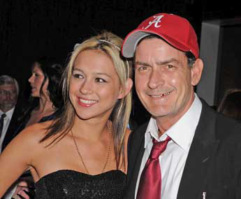 Charlie Sheen, parasit si de ultima zeita