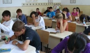 evaluarea-nationala-capacitate-elevi-proba-matematica-foto-monitorulcj.ro