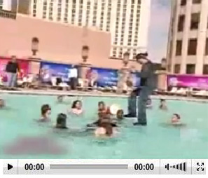 Criss Angel distruge un mit! Mersul pe apa.(VIDEO)
