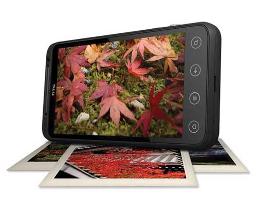 EVO 3D poate fi utilizat fara ochelari speciali