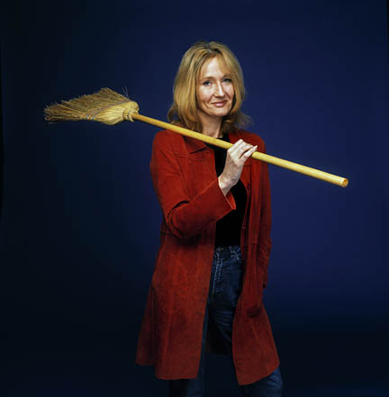 (VIDEO) Harry Potter –isteria online. Rowling lanseaza Pottermore