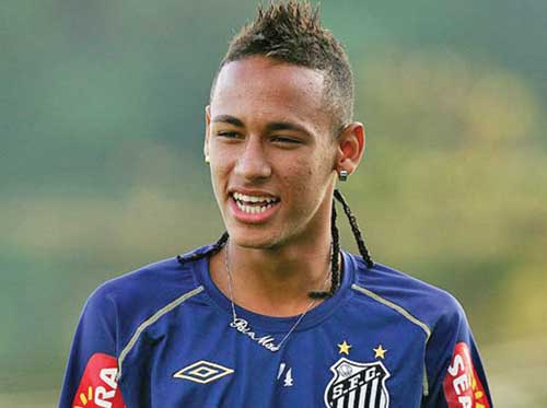 Superfotbalistul Neymar a lasat gravida o fata de 17 ani