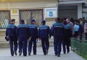 politistilor-li-s-a-redus-norma-de-hrana-sindicalistii-ameninta-cu-proteste