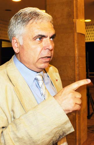 OLAF cere sanctionarea europarlamentarului Adrian Severin