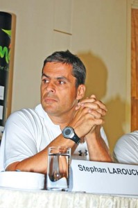 Larouche 1 - Ziarul National