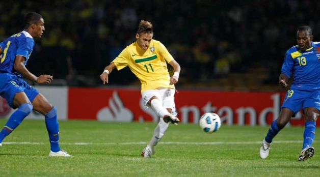 Neymar a sarit sa bata un antrenor la Copa America – VIDEO