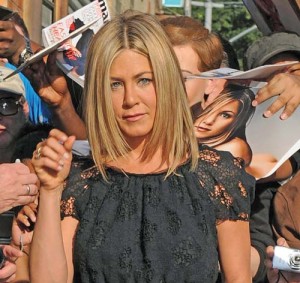Jennifer Aniston Visits The Jon Stewart Show - Ziarul National