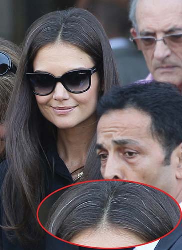 Cine i-a scos peri albi lui Katie Holmes?