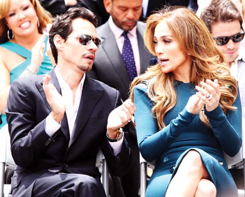 Vezi de ce divorteaza Jennifer Lopez