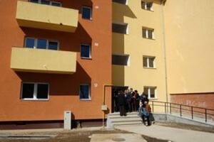 politele-obligatorii-de-asigurare-pentru-locuinte-se-vor-gasi-la-primarii-foto-i-stiri.ro
