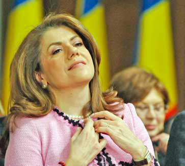 „Mihaela, dragostea mea” vinde mobila pentru fata lui Trita Fanita