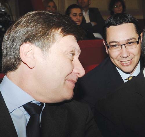Antonescu, la Ploiesti: Ii spun lui Ponta de pe acum – ai sa-l regreti pe Basescu