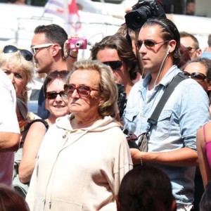 JACQUES CHIRAC VERITABLE STAR DE SAINT-TROPEZ AU GRAND DAM DE BE - Ziarul National
