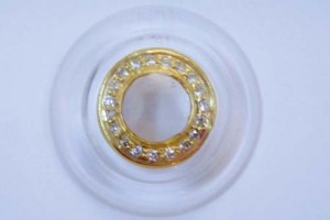 Eyes have it with contact lens jewellery - Ziarul National