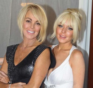 Lindsay Lohan ready for Kim Kardashian wedding!!! - Ziarul National