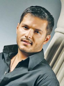 liviu varciu medalion copy - Ziarul National