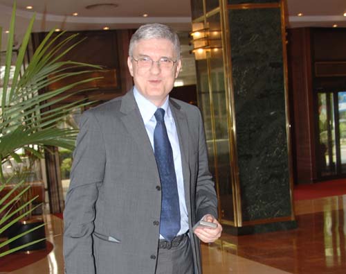 Daniel Daianu cere BNR sa mai umble la dobanzi