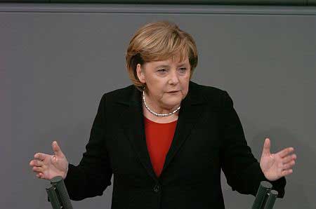 Merkel, limitata de Curtea Constitutionala