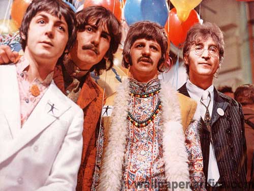 Hartia igienica a membrilor Beatles vanduta cu 1.150 de euro