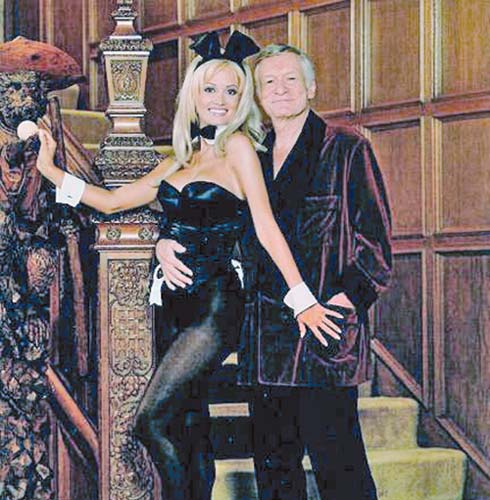 Iepurasi  Playboy cu silicoane de un milion de dolari