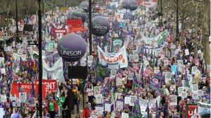 london_protests_1 - Ziarul National