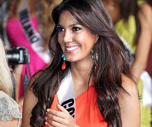 Miss Columbia, tine-ti chilotii pe tine!