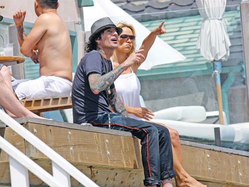 Pamela vrea inapoi la Tommy Lee