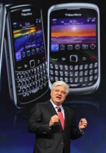 foto blackberry inalt - Ziarul National