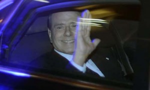 Berlusconi-leaves - Ziarul National