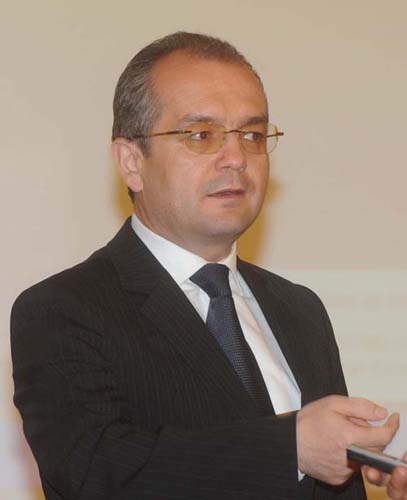 MOTIUNEA DE CENZURA Boc: Nu are capacitatea Opozitia sa stranga 231 de voturi