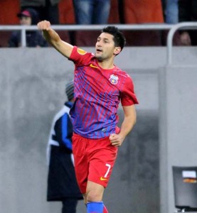 Florin Costea se bucura dupa golul marcat. - Ziarul National