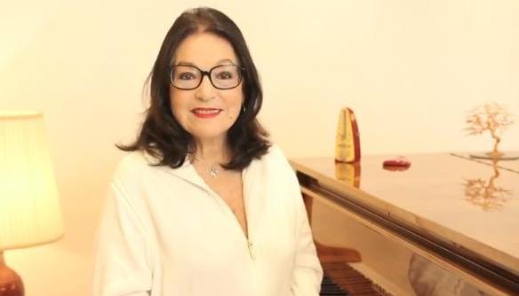 Nana Mouskouri, mesaj pentru fanii din Romania – VIDEO