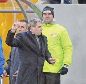 Antrenorul brasovenilor Marius Sumudica. - Ziarul National