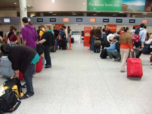 asigurare calatorie avion - Ziarul National