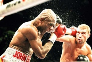 Bute vs Johnson - Showtime Championship Boxing - Ziarul National