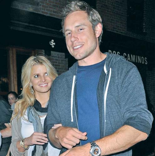 Jessica Simpson nu mai face nunta