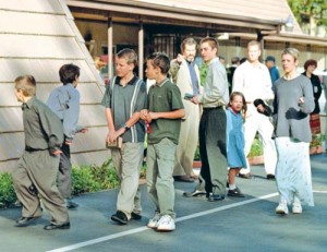 MEL GIBSON HAS HIS HANDS FULL WITH HIS FIVE BOYS AND ONE - Ziarul National