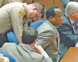 Dr. Conrad Murray Found Guilty Of Involuntary Manslaughter - Ziarul National