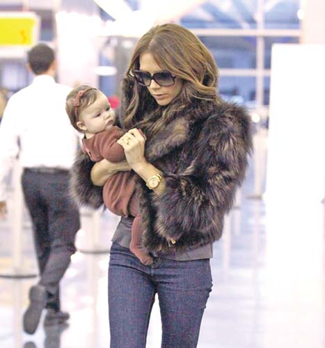 Uite de ce s-au certat Victoria Beckham si Katie Holmes