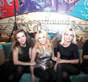 Adela Popescu, Laura Cosoi, Dana Rogoz_l