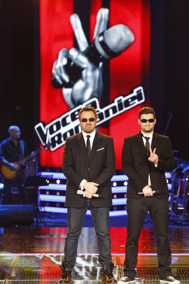 VOCEA ROMANIEI, a treia editie live: Afla concurentii eliminati din echipele lui Brenciu si Smiley!